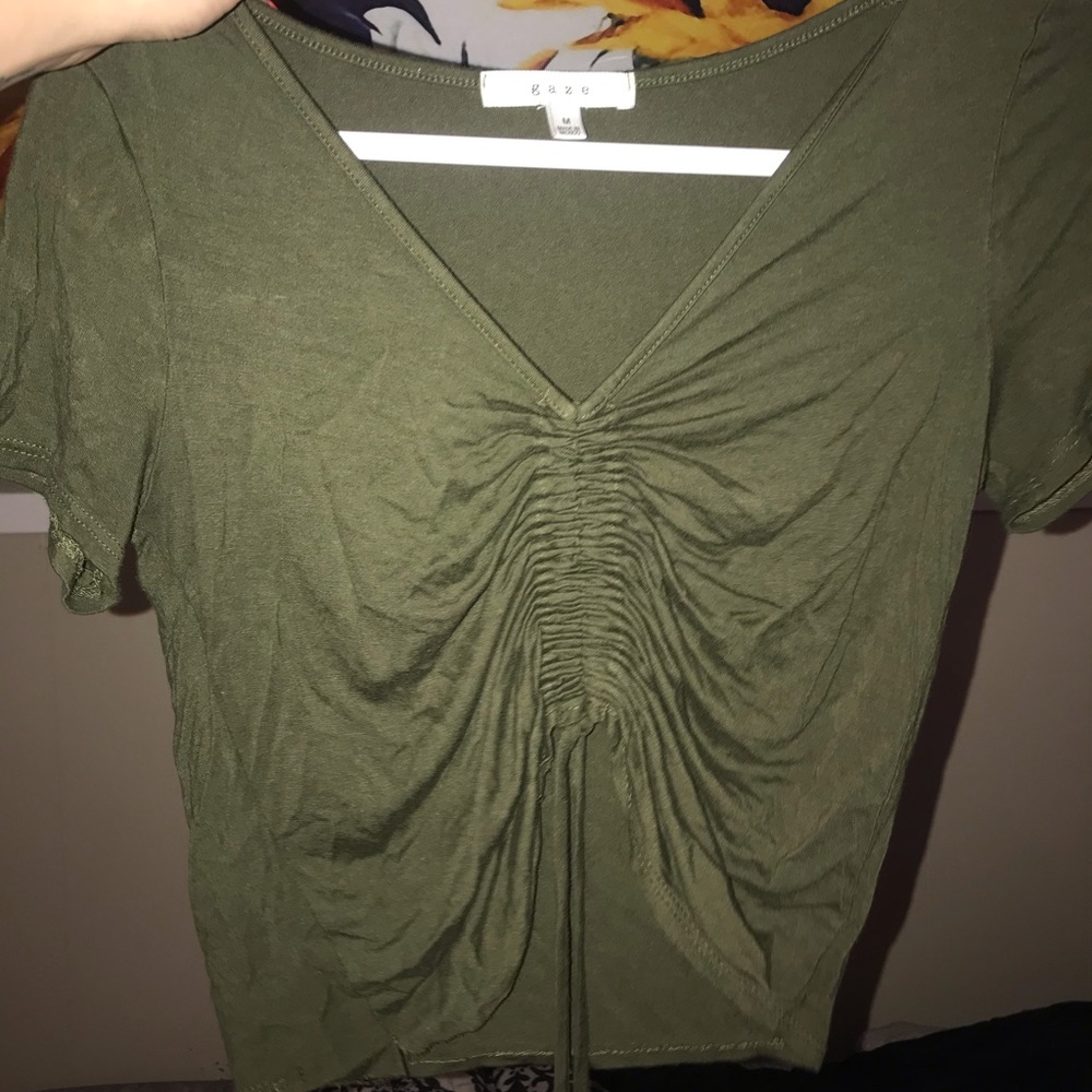 Gaze - Green belly tie top
